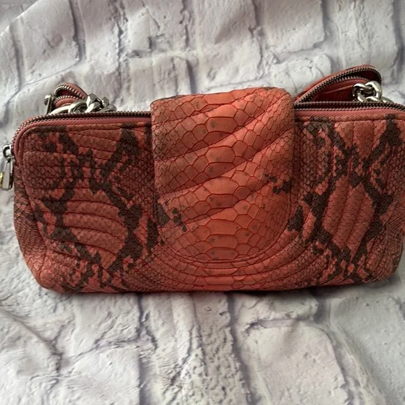 🔵LIKE NEW Henri Bendel Coral Snake Bag - Picture 10 of 13